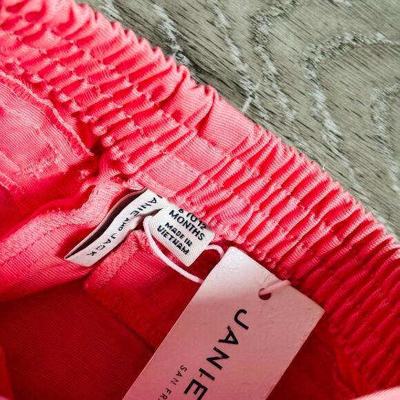 Janie and Jack Ottoman Shorts in Geranium Pink NWTs 6-12 months - Picture 3 of 3